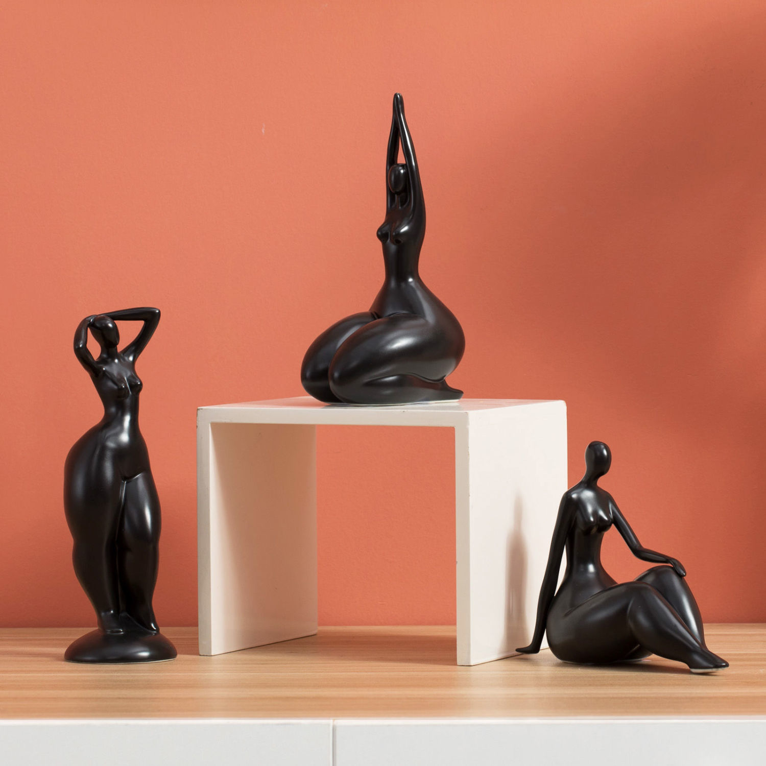 Figur Keramik Yoga Abstrak Min - Home Office Yoga Room Ideas ulasan dan harga